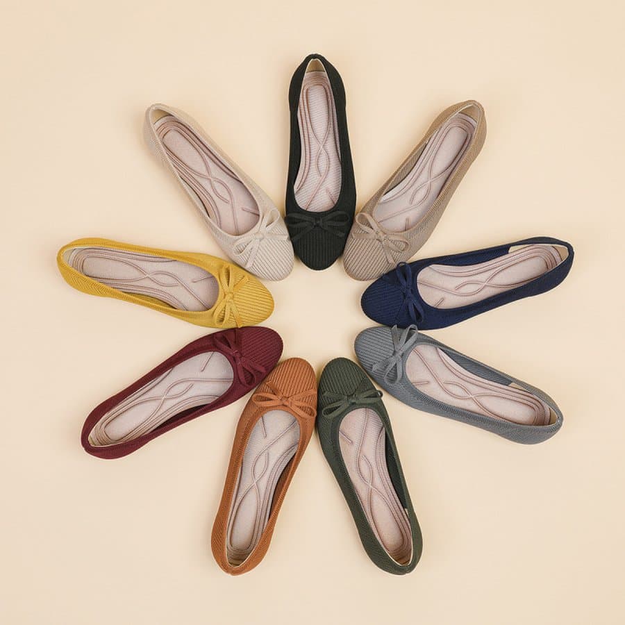 Women's Round Toe Bow Flat Pumps, Wide Sizes